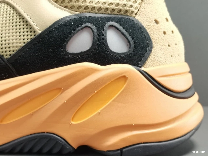 Adidas Boost GW0297 Amber Enflame 700 Yeezy 1021